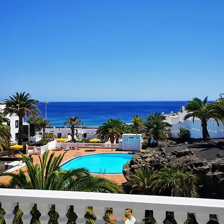 Apartmán Caleton Blanco, Lovely 2 Bed With Sea Views