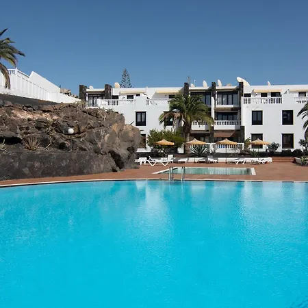 Caleton Blanco, Lovely 2 Bed With Sea Views *