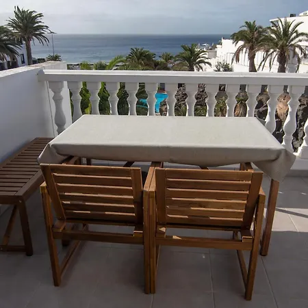Apartmán Caleton Blanco, Lovely 2 Bed With Sea Views